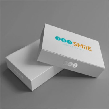 Diseño de Logo y Empaque: 1,2,3 Smile