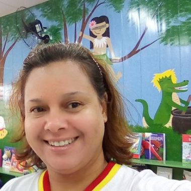 Cuidadora De Crianças
