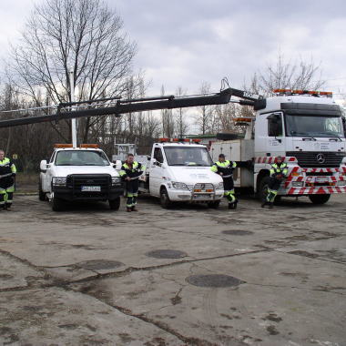 Omega-Truck Service-Ratownictwo Drogowe