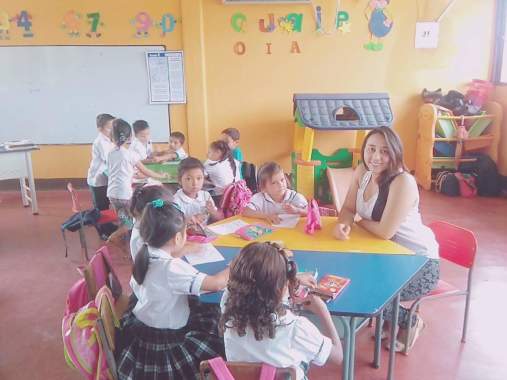 En clase. Con mis chiquitines 