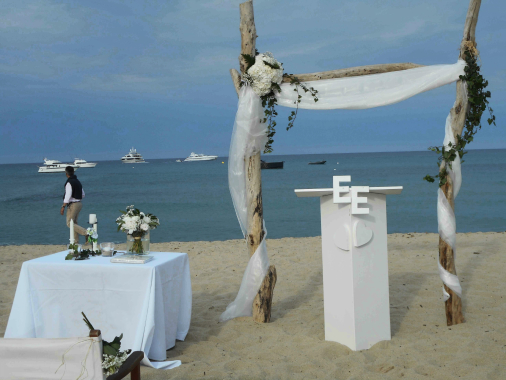 CEREMONIE LAIQUE SAINT TROPEZ