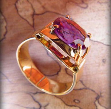 bague or 750‰ améthyste ovale