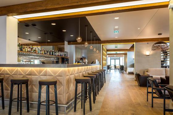 Rénovation Bar et Lounge.