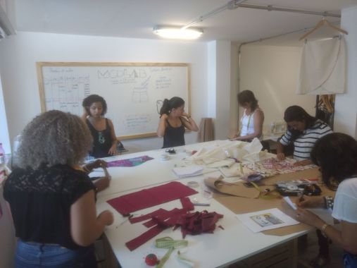 TURMA DO CURSO DE COSTURA