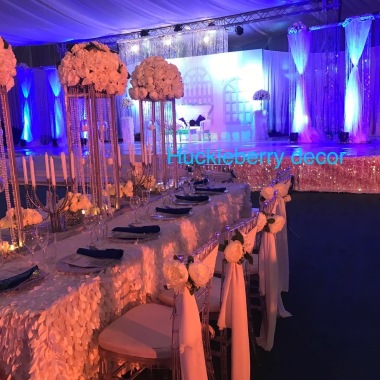 Huckleberry Decor