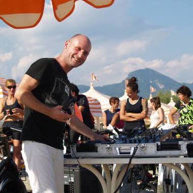 D.J Pablo Martinez