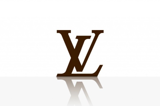 UI/UX application - http://kravity360.com/portfolio-item/louisvuitton/