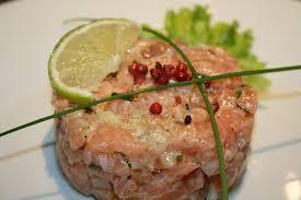 Tartare de Saumon huile d'olives et citron vert