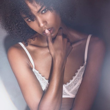 Olivia Valin 