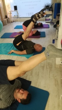 Pilates en grupos reducidos (Flexión de Columna)