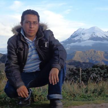 Joes Luis Flores  Masculino