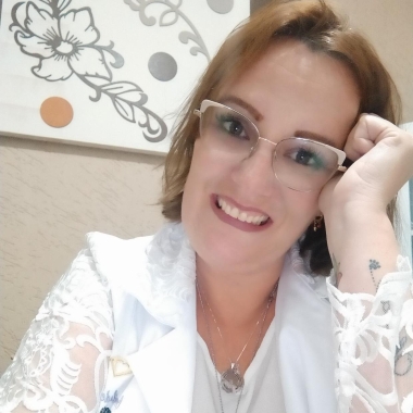Camila De Cassia - Psicoterapeuta Holistica