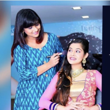 Leenas Beauty And Hair Studio