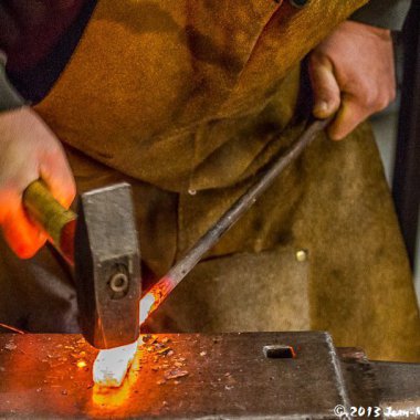 Stage De Sculpture En Acier