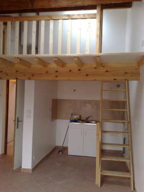 MEZZANINE 
