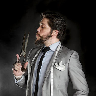 Lucas, Tailleur Dames Et Hommes