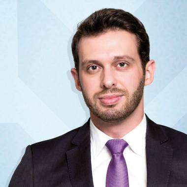 Elias Dal Moro Maito Cirurgiãoplástico  Passofundo