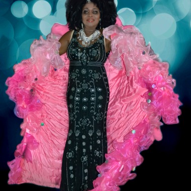 Lc Evénement  Lady Cannelle Artiste De Variétés, Visuel,  Music-Hall,Cabaret,  Transformiste
