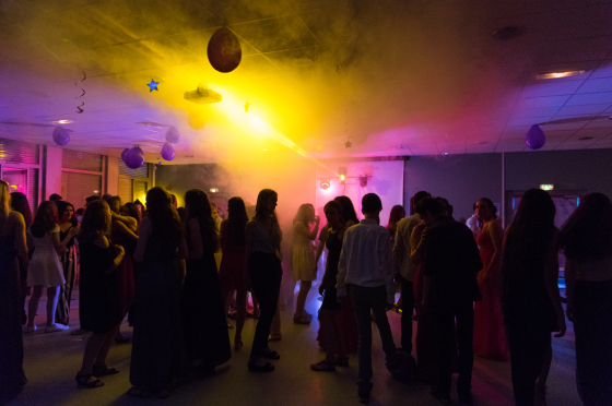 www.djprive-paris.com 06.08.51.57.75