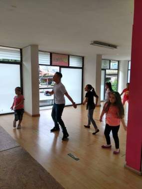 CLASES DE BAILE EN MEDELLIN