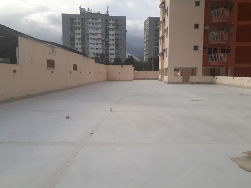 piso em concreto usimado