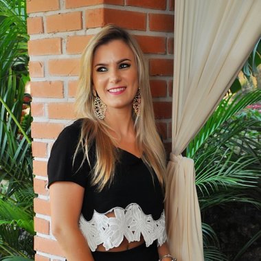 Thais Marzurkiewicz Arquitetura E Interiores