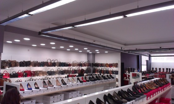 Darmanin Footwear Iklin - LED Lighting project
