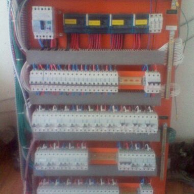 Servicios Eléctricos Para El Hogar