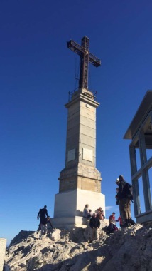 Voici le plus grand objectif environ 900m d’altitude pour les plus courageux.