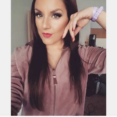 Lamanu Makeup Artist