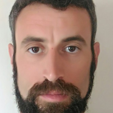  Ruddy Trillas, Protection Rapproche