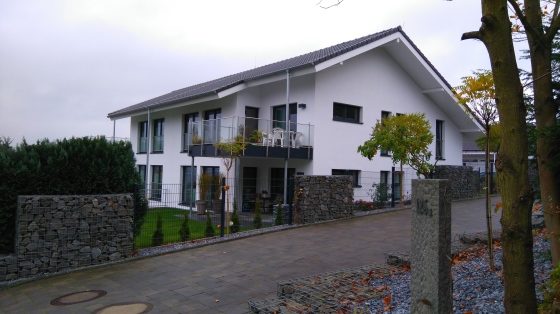 Mehrfamilienhaus mit 5 WE 