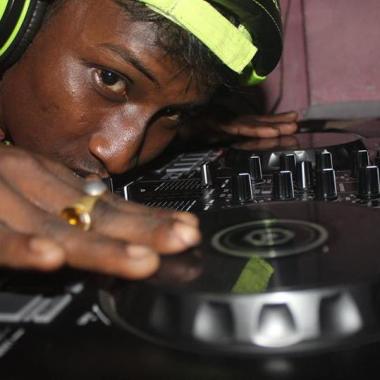Dj Sourav