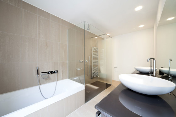 shower-screens-frameless-3.jpg