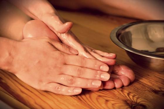 pad abhyanga, massage des pieds