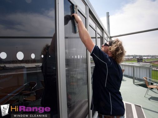 commercial window cleaning