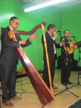 Trío serenata con arpa