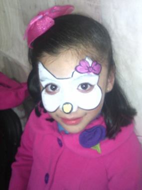 PINTACARITAS CON  MAQUILLAJE PROFESIONAL HIPOALERGENICO