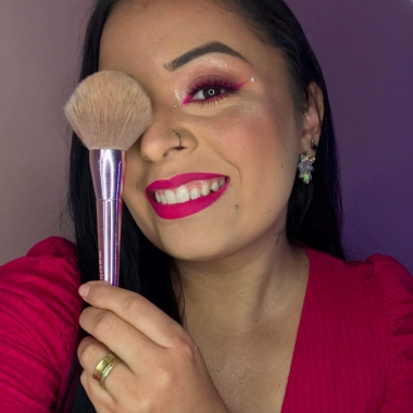 Aline Mendes Makeup - Pg