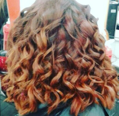 rulos con pelo tomado (peinado basico)
