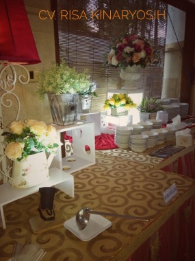 Red and Gold rustic theme for table catering 
