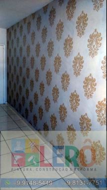 Aplicação de papel de parede 