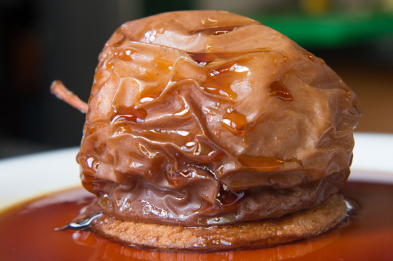 pomme rôtie caramel vanille ou ananas rôti à la vanille caramel gingembre