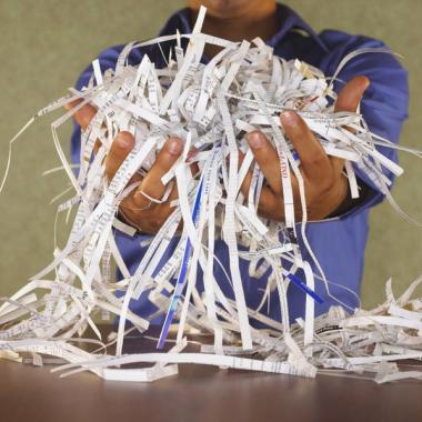 A. Reciclar É Renovar - Reciclagem, Destruição Gratuita E Certificada