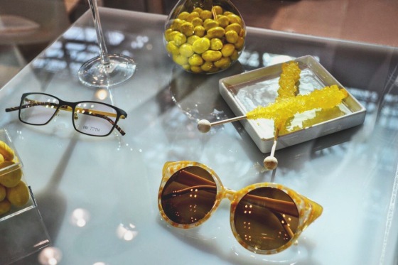 Eyewears 