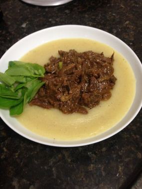 Polenta com Ragu de carne