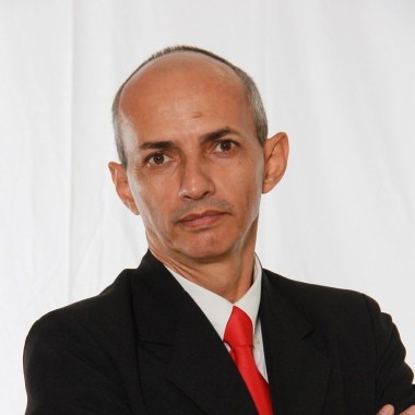 Dr.Carlos Antonio De Oliveira Advogado