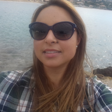 Femme De Ménage