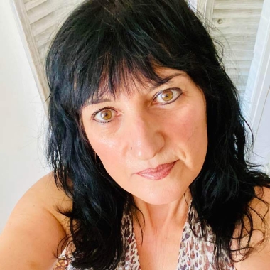 Sandrine, Agent D’Entretien Repasseuse, Auxiliaire De Vie