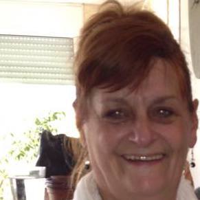 Claudine Auxiliaire De Vie Travaillant En Cesu